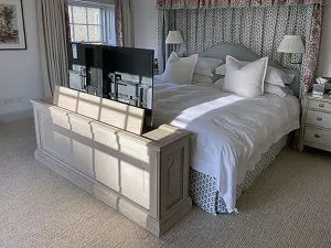 end of bed tv cabinet